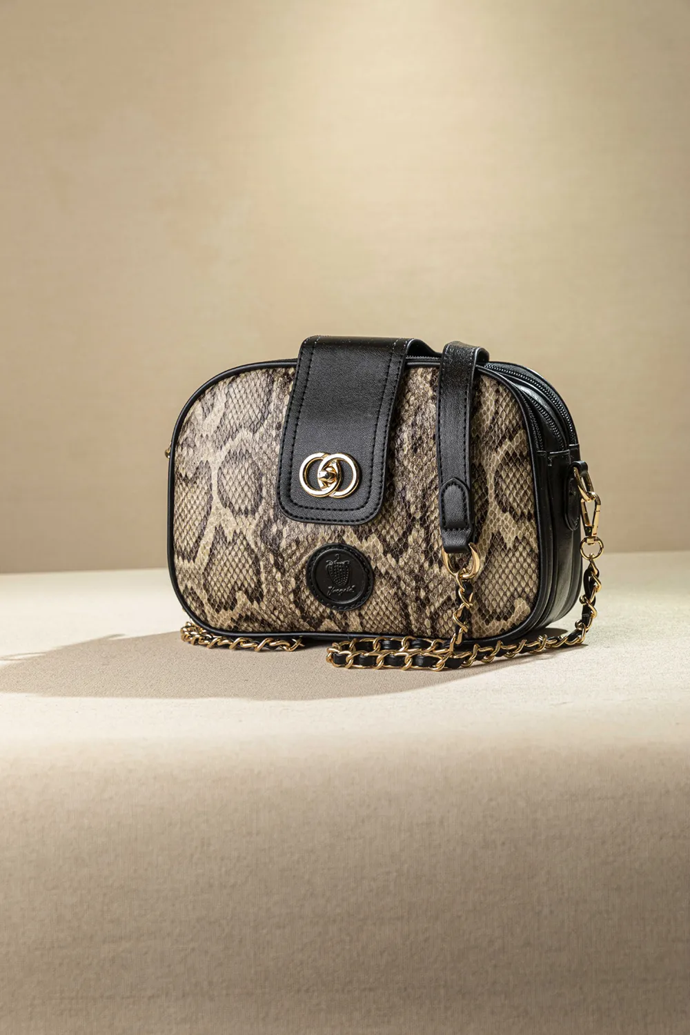 CA10-B-beige-snake-1