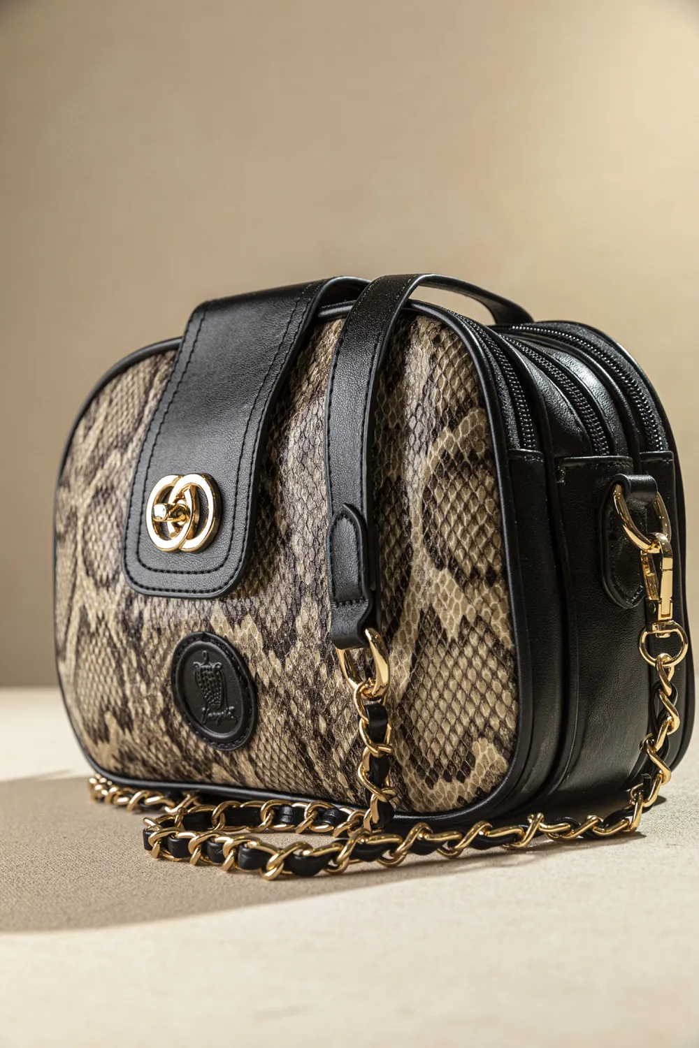 CA10-B-beige-snake-2